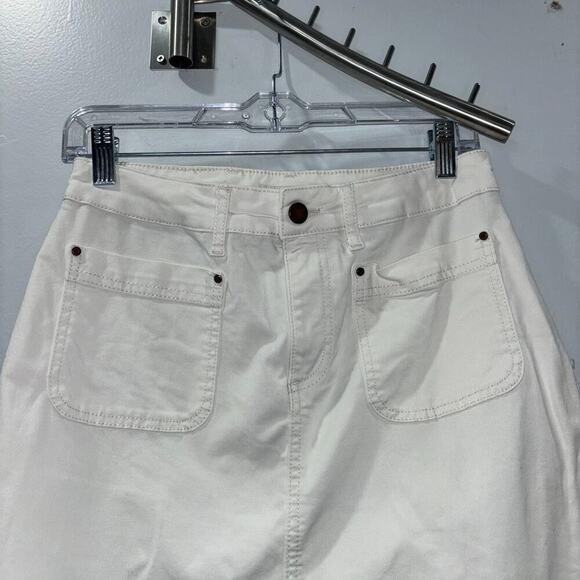 Boden White Denim A-Line Skirt – Size 4L - Picture 5 of 11